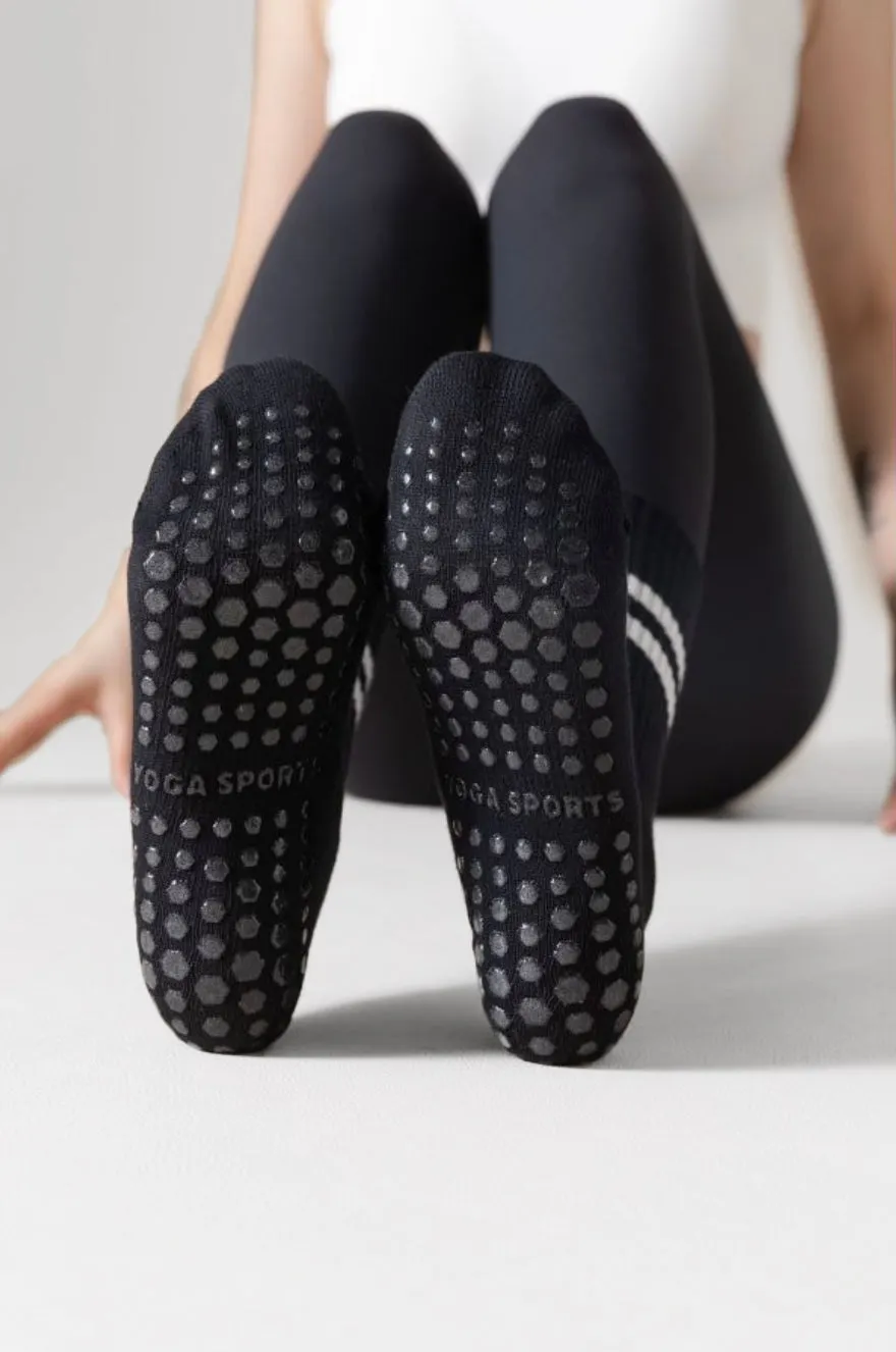 Grippy Non Slip Grip Socks (2-Pairs)