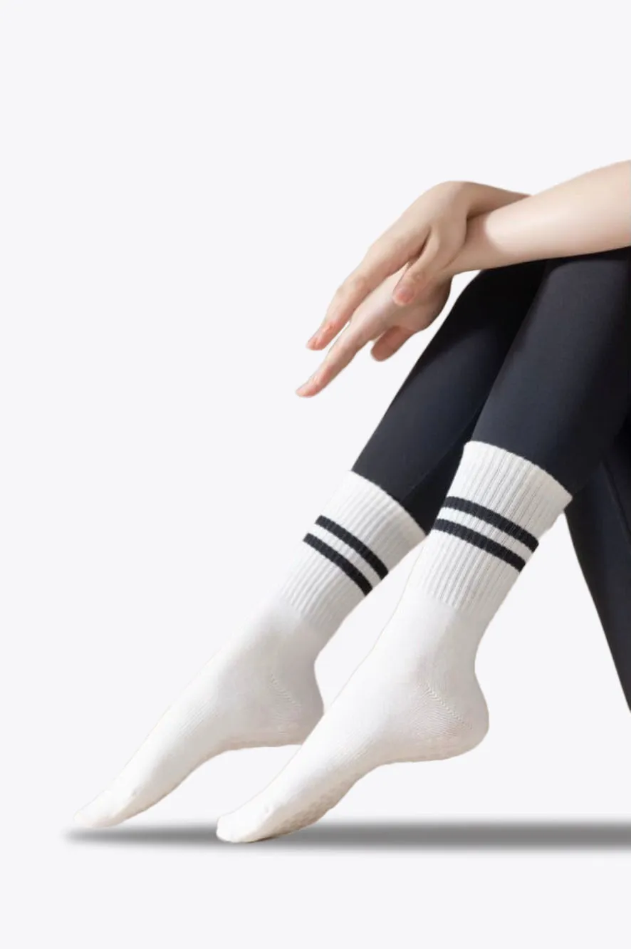 Grippy Non Slip Grip Socks (2-Pairs)